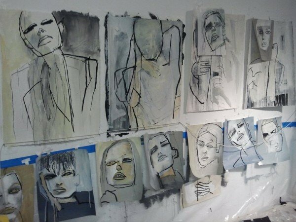 222325_214100558608991_157888944230153_877481_308797_n (1)