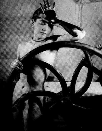 ManRay-VeilederoticMeretOppenheim1933