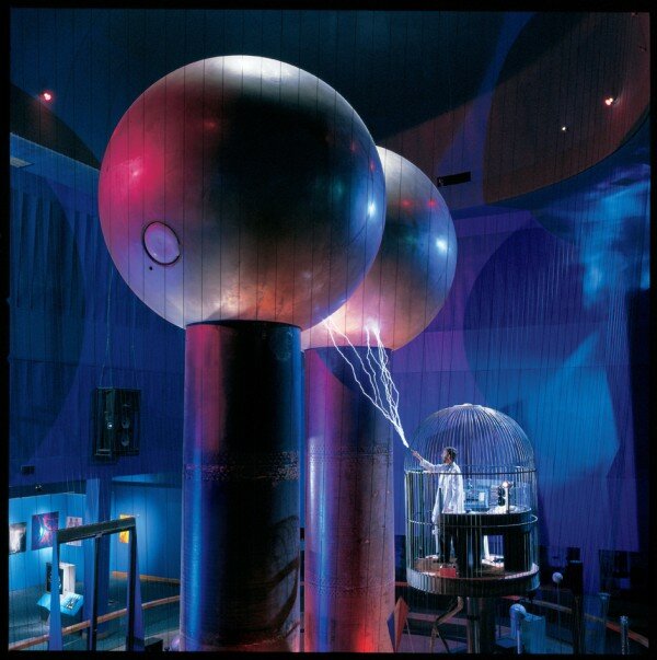 theater_of_electricity_cage