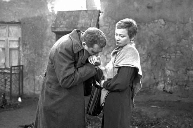 mem3_twenty_days_without_war_osnovnoe